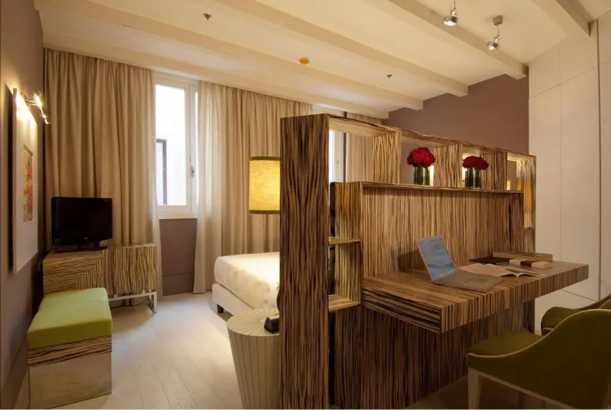 Отель Sina Centurion Palace