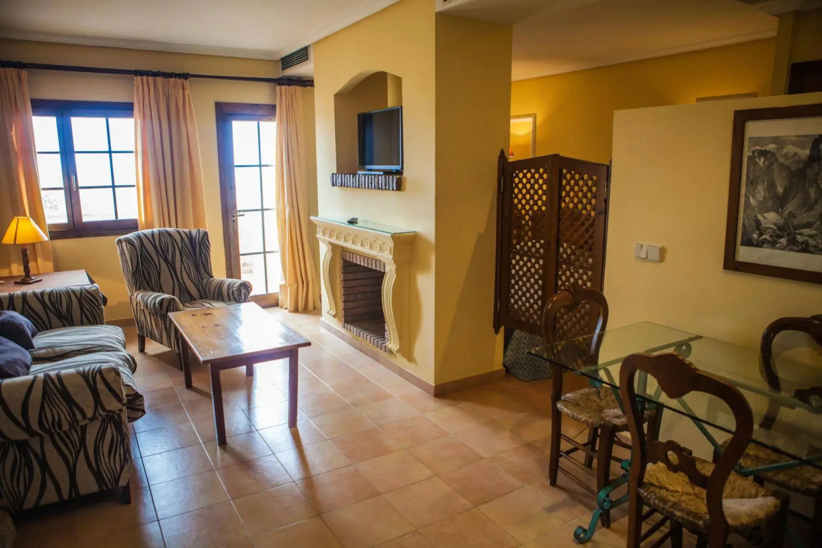 Estudios Turisticos Bahia Sur