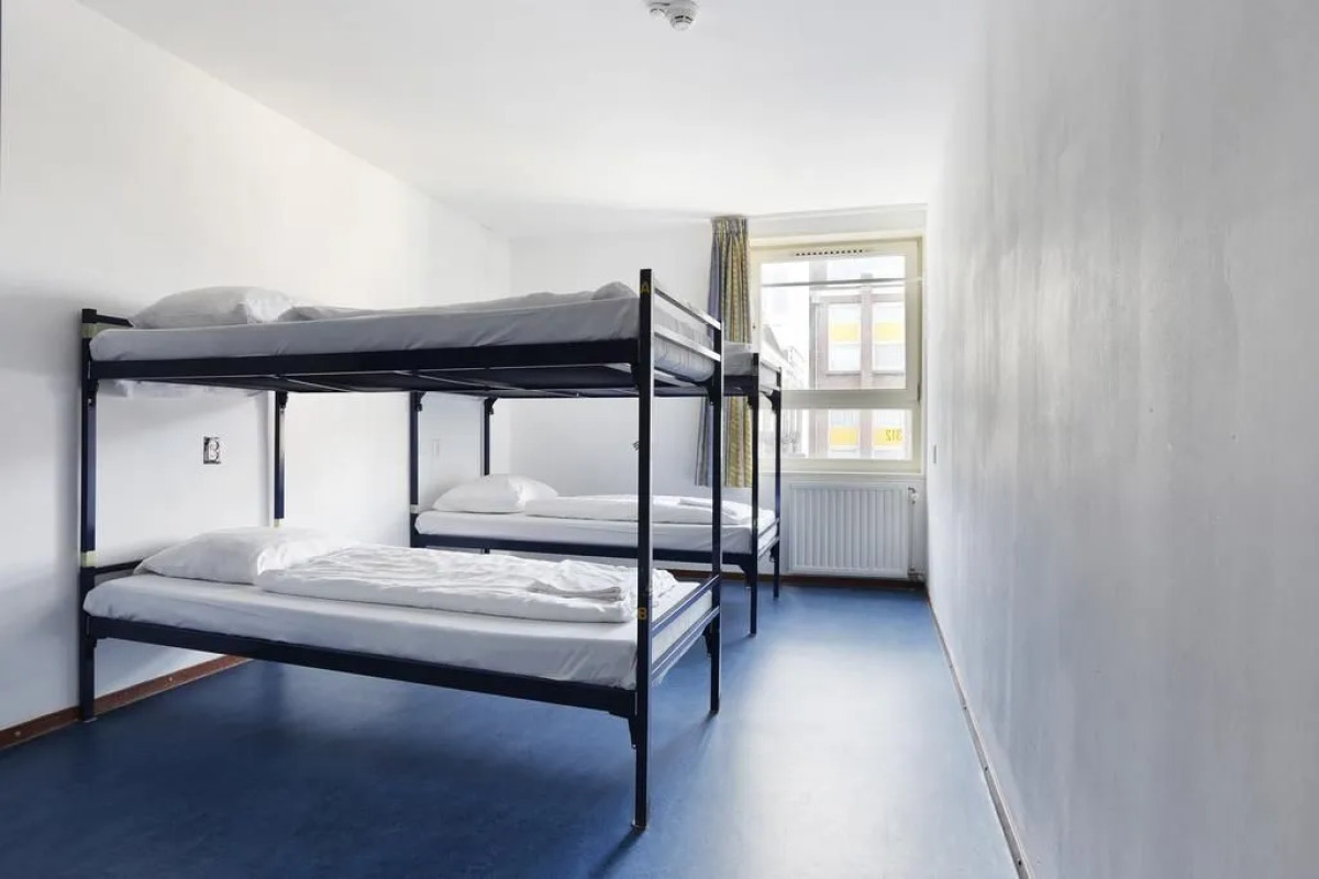 Hans Brinker Hostel