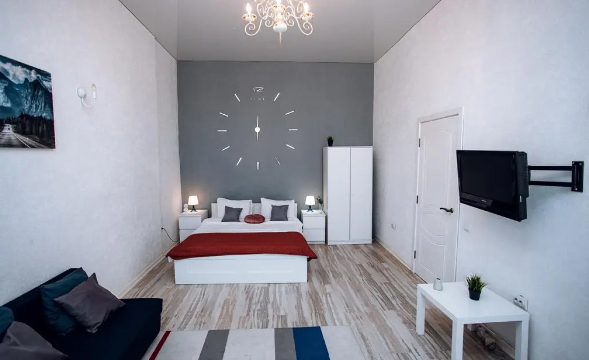 Tolstoy Apart Тургеневская 74