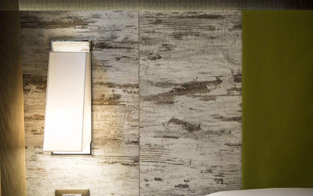 Отель The Guardian