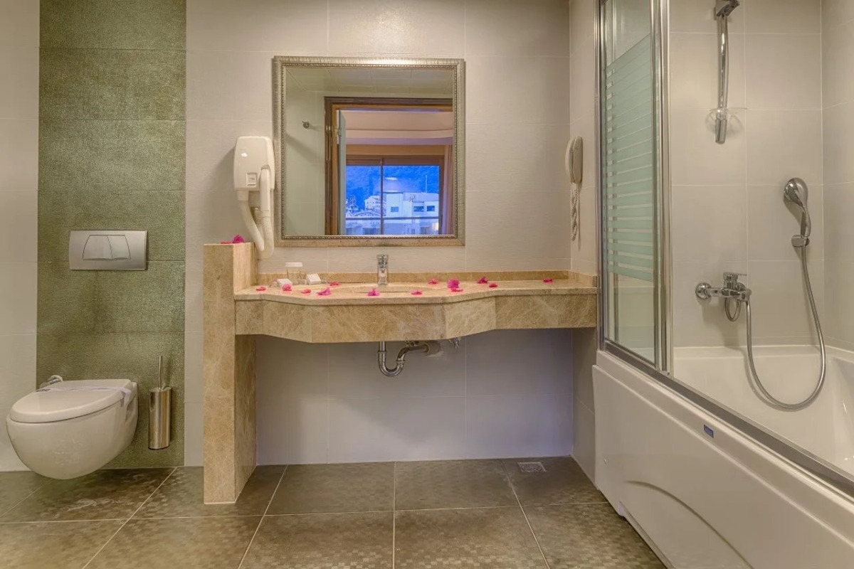 Golden Rock Beach Hotel - All Inclusive