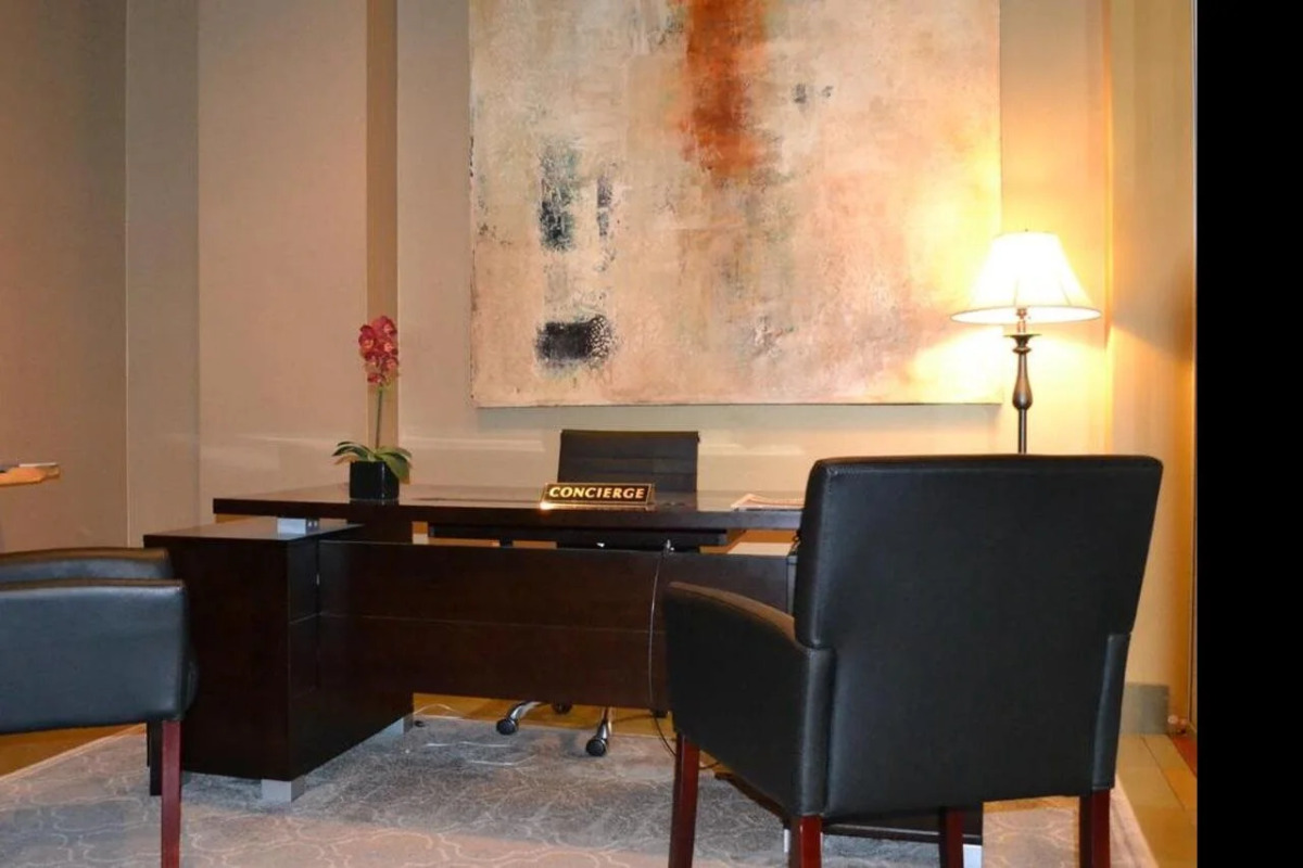 Executive Hotel Pacific