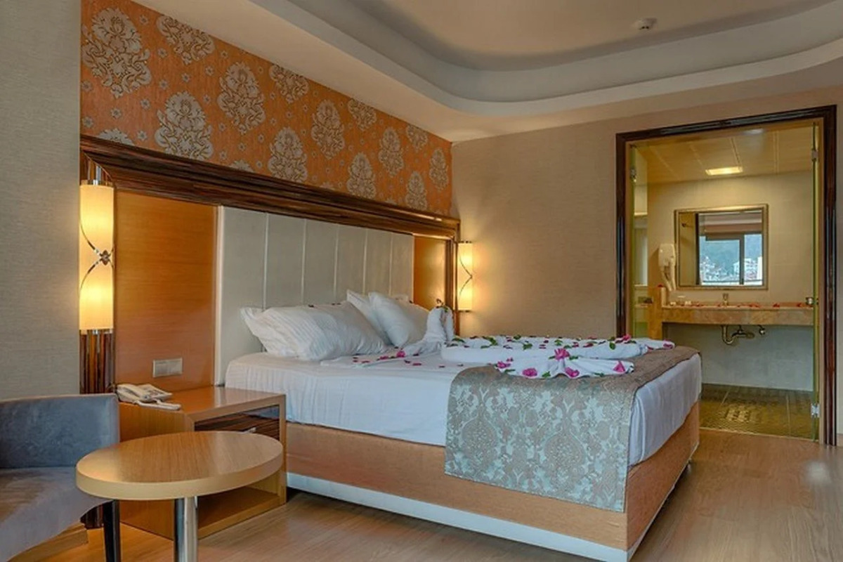 Golden Rock Beach Hotel - All Inclusive