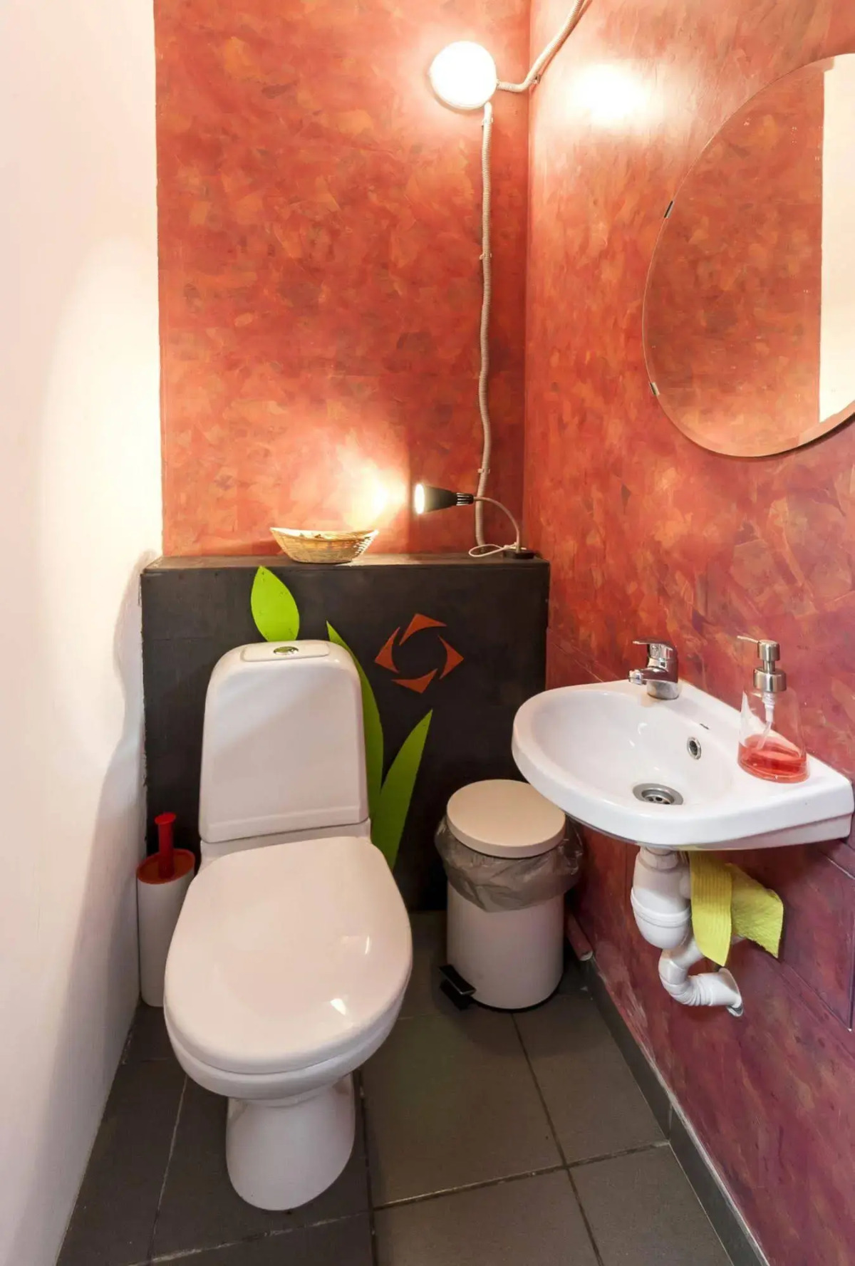 Fabrika Hostel&Gallery