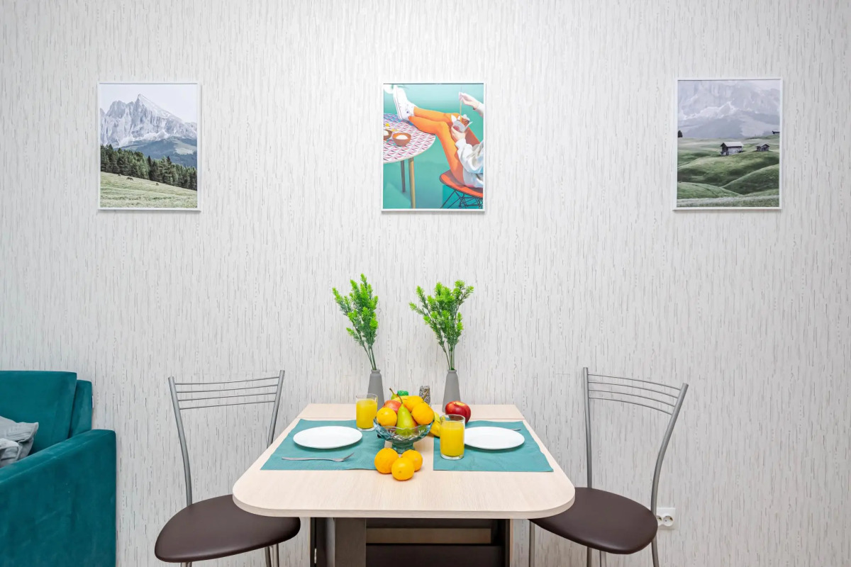 Cosmos (Космос) на улице Революции 52В