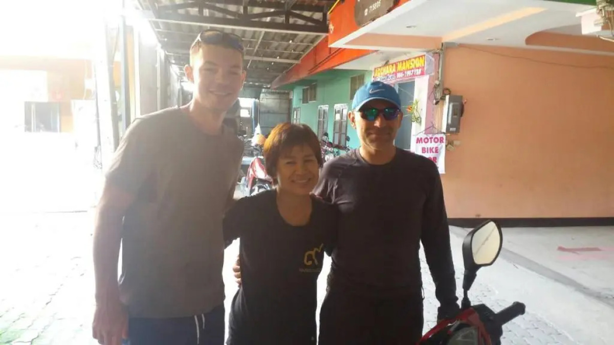 Adchara Mansion - Hostel