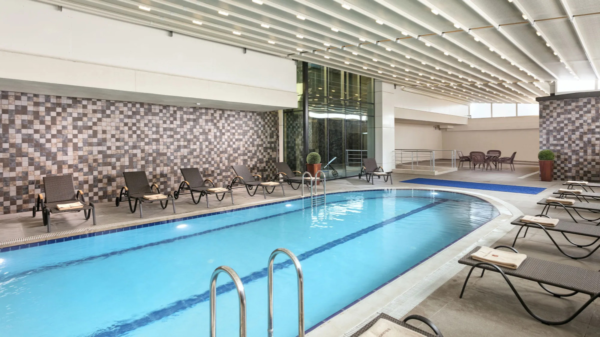 B Business Hotel & Spa