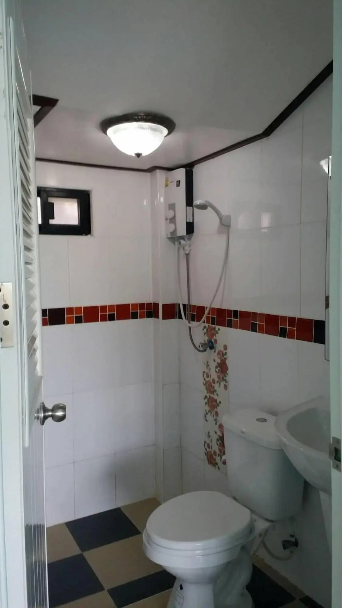 Ocean View Resort - Koh Sichang