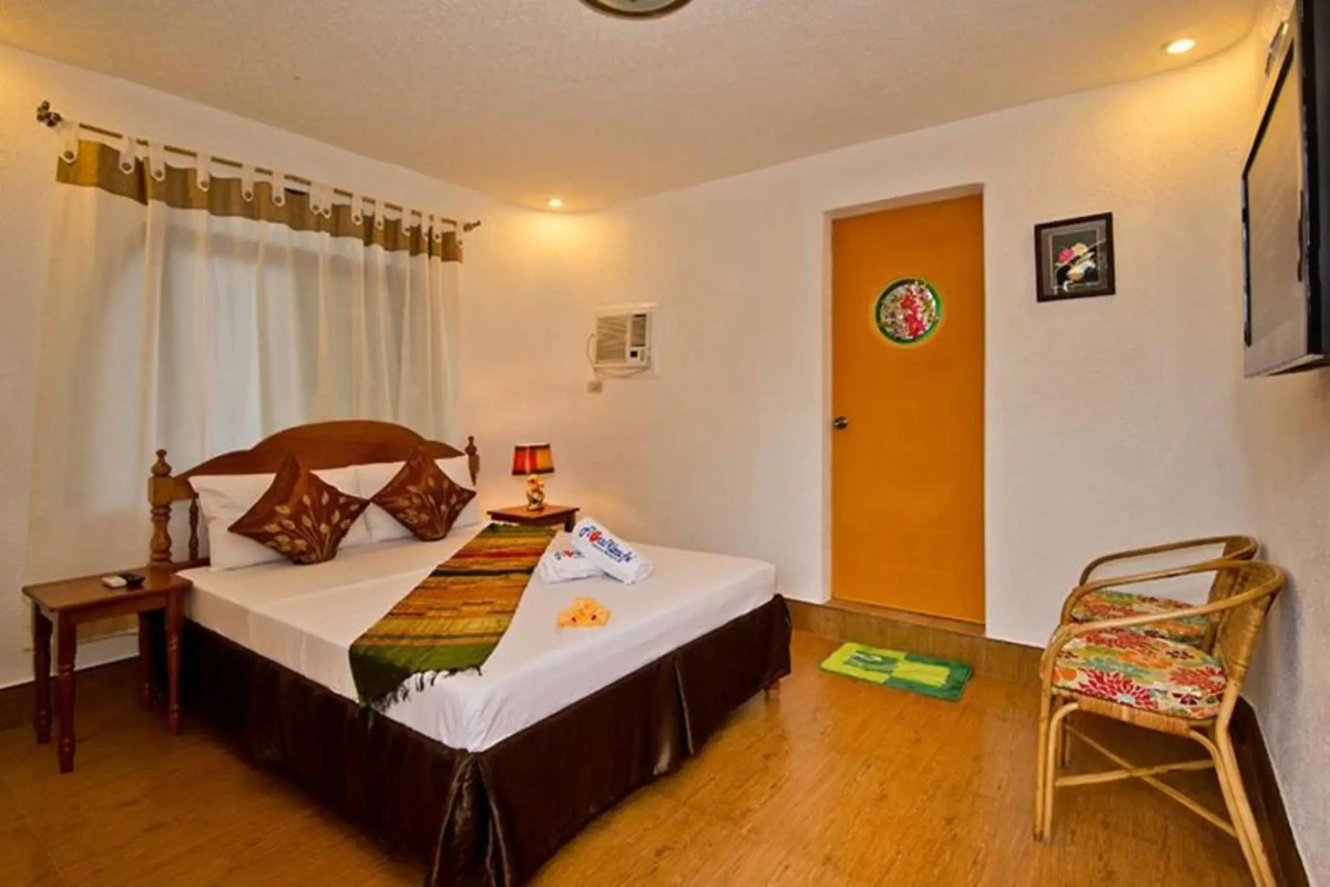 Floral Villarosa Hotel