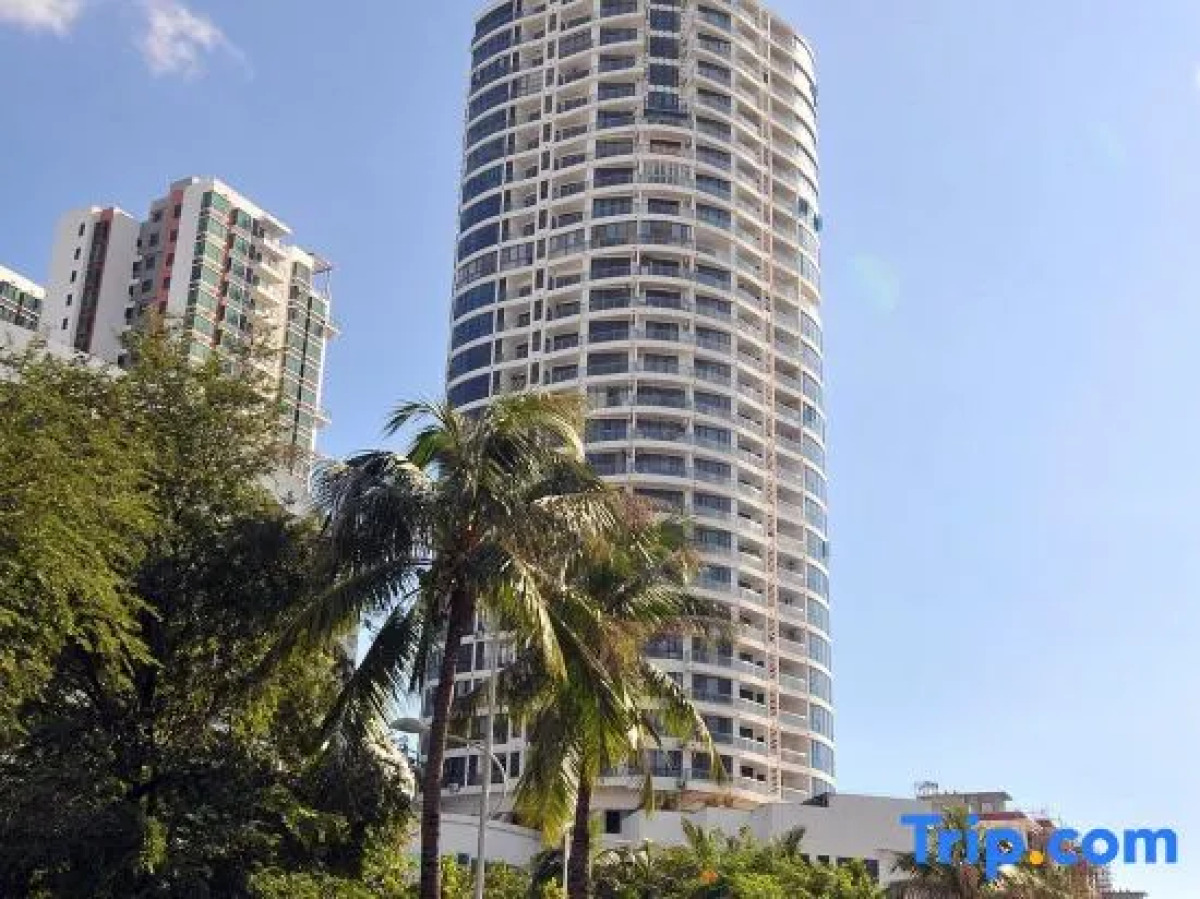 Sanya Bay 9 · City Sea Seascape Home (coconut dream long corridor)