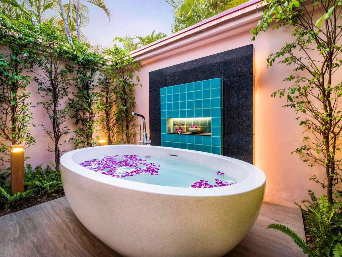 Курортный отель Banyan Tree Phuket