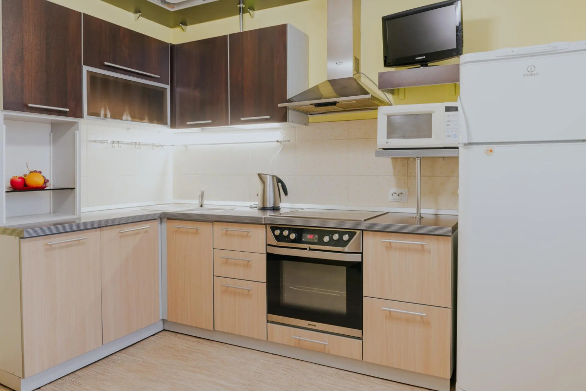 Золотой ключ на улице Авиаторов 42