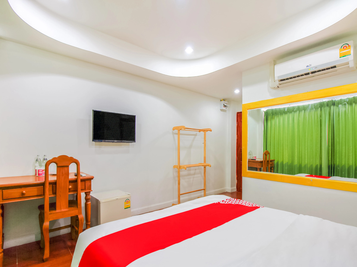 OYO 410 Diamond Boutique Hostel