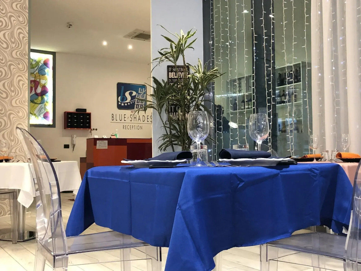 Blue Shades Aparthotel
