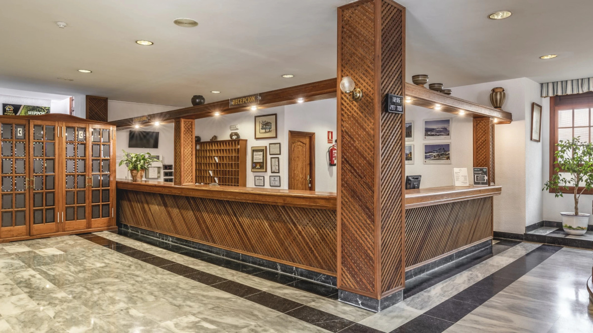 Apartamentos Be Smart Florida Plaza