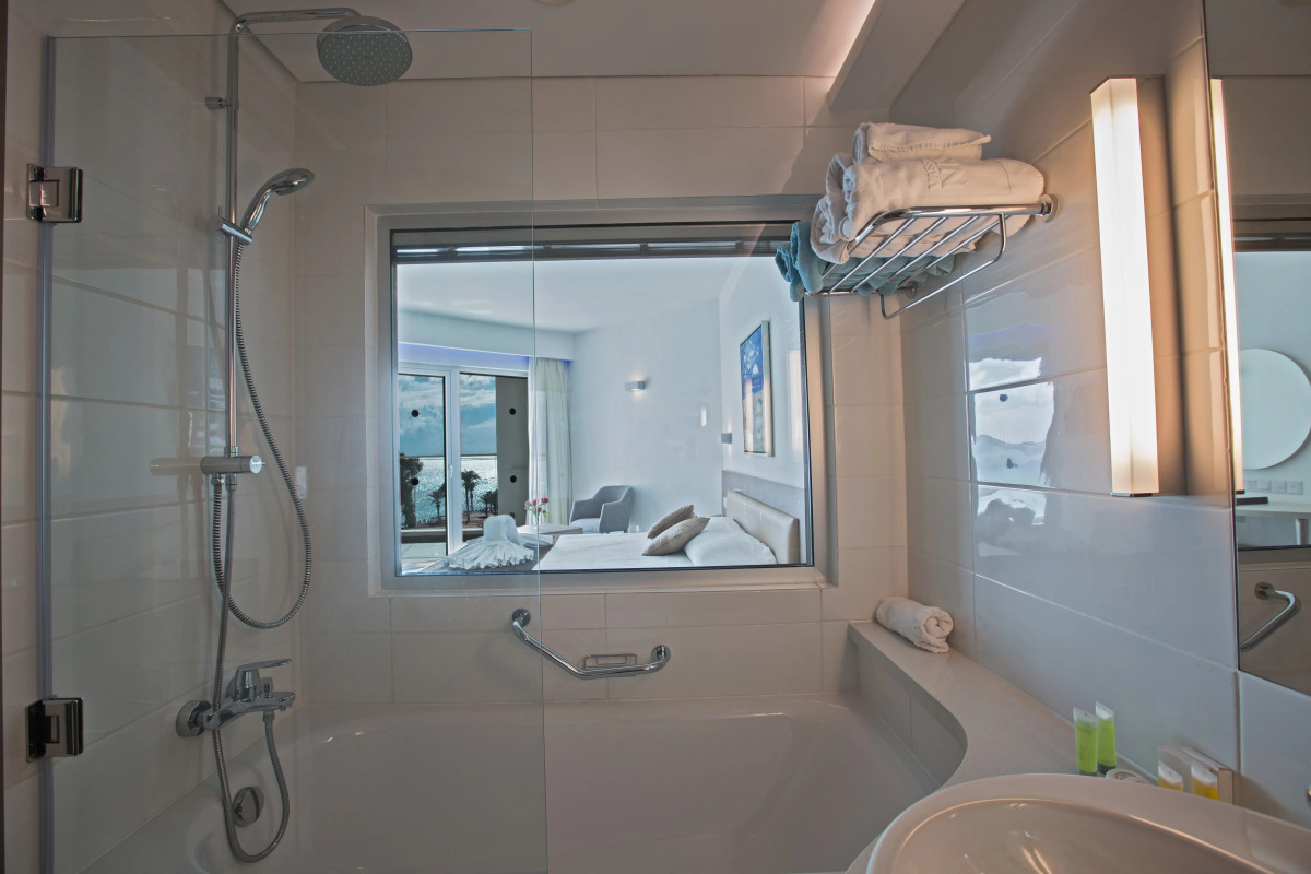 Vassos Nissi Plage Hotel & Spa