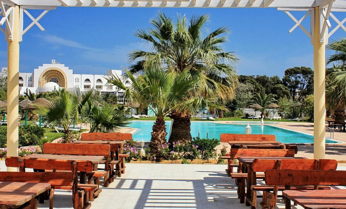 Cyclamens Hotel Mechmoum