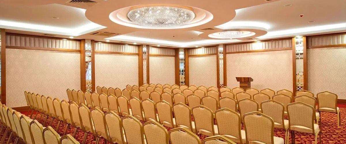 Bonjur Hotel Thermal & Wellness Club