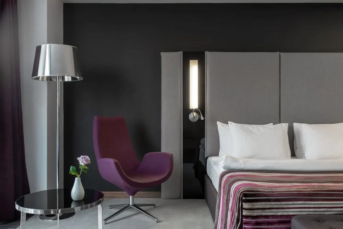 Дизайн-отель 11 Mirrors