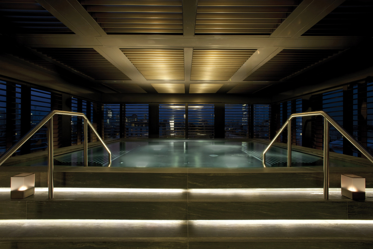 Отель Armani Hotel Milano