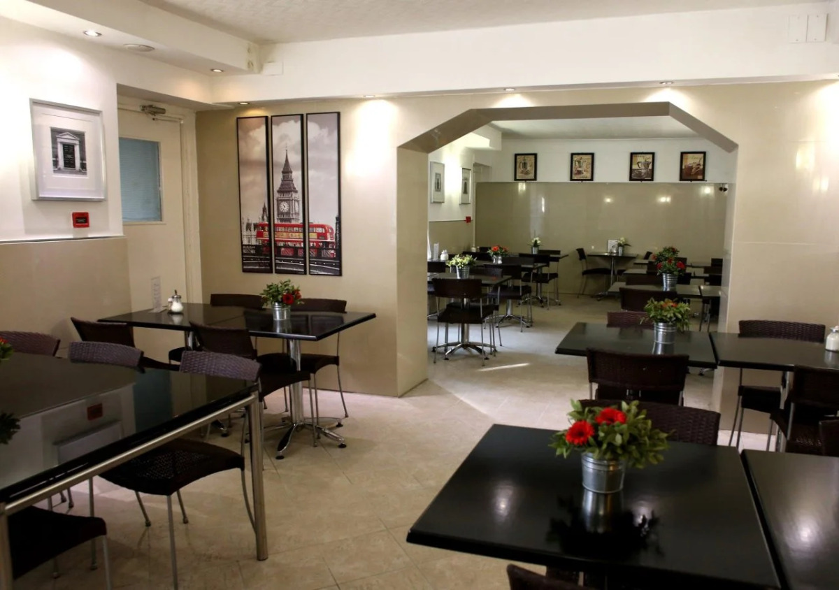 Huttons Hotel, Victoria London