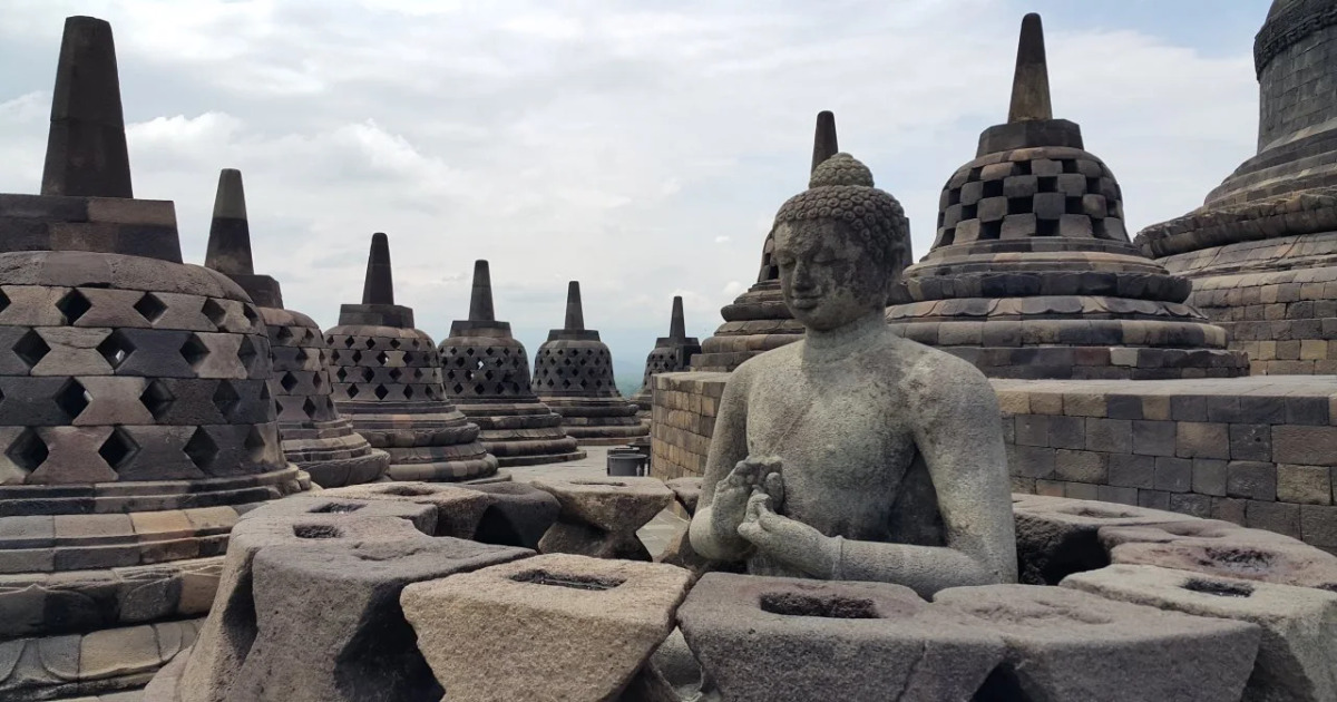 Sarasvati Borobudur