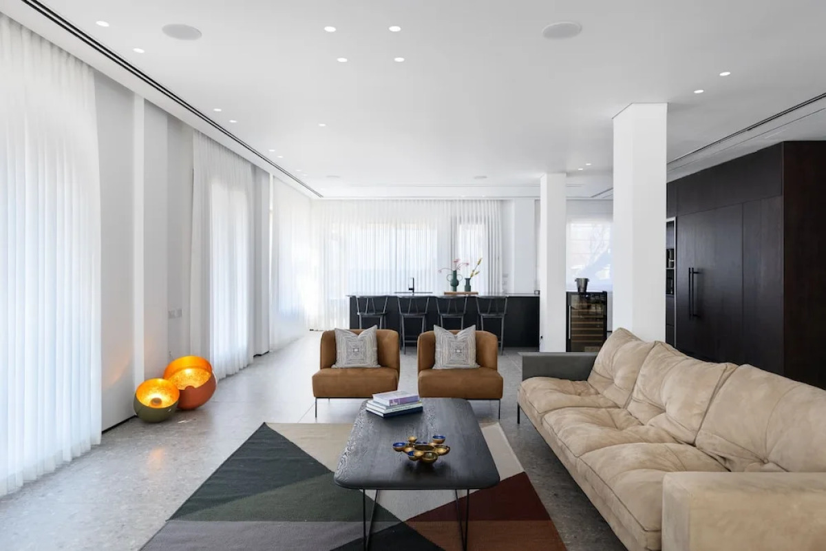 Luxury Villa over the Cliffs by FeelHome