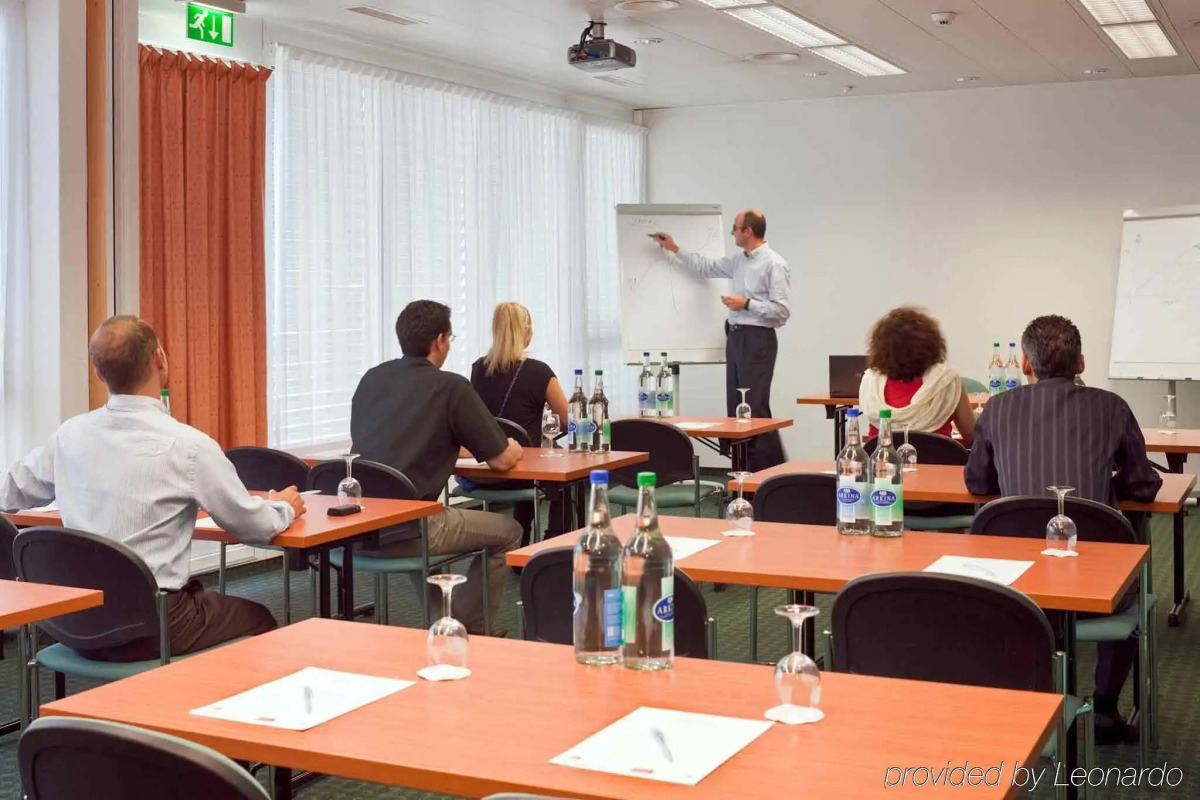 ibis Zurich Messe-Airport