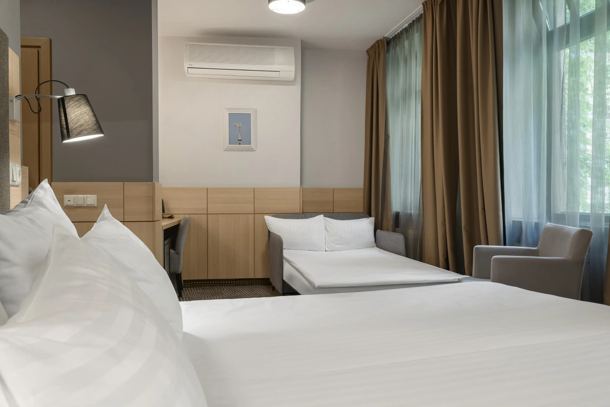 Отель Wellton Centrum Hotel & Spa