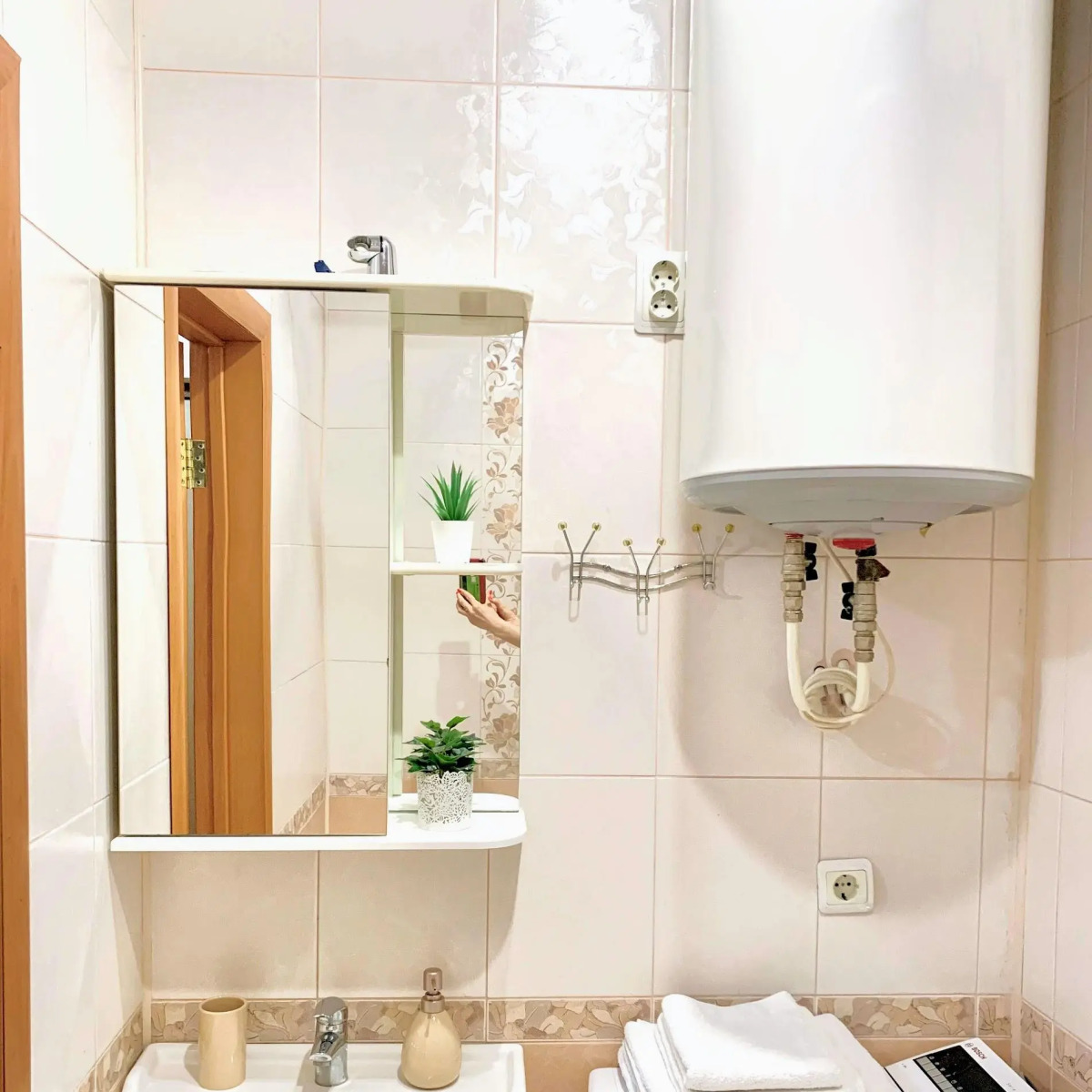 Апартаменты на улице Иосифа Каролинского 16