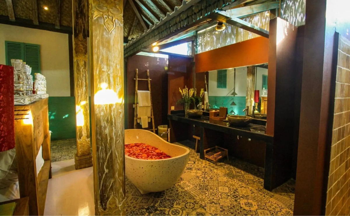 Kupu Kupu Jimbaran Beach Club & Spa by Loccitane