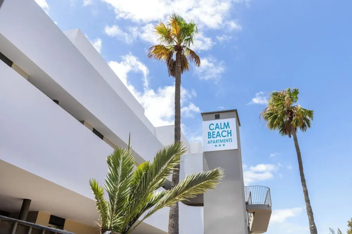 Calm Beach Apartments