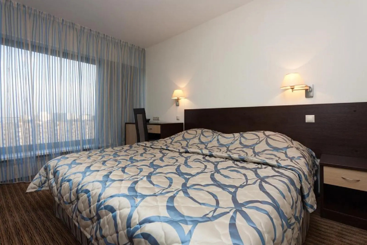 Отель Спутник