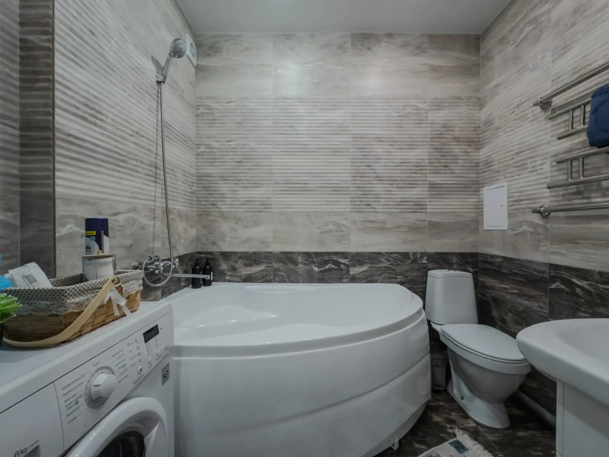 Green FOX на улице Бакинская 90