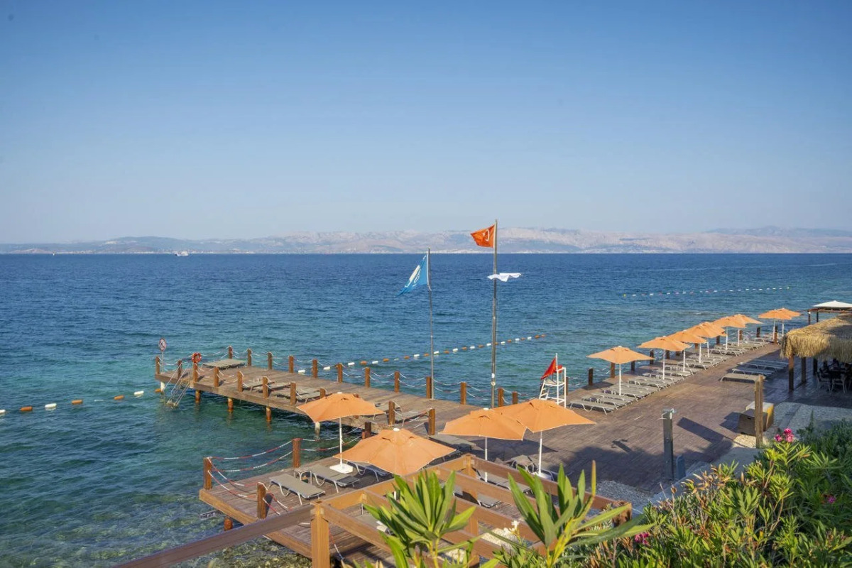 The Nowness Luxury Hotel & Spa (Adults Only 16+)