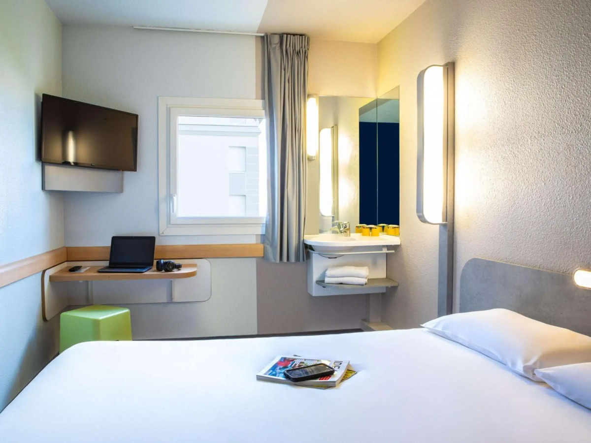 Отель ibis budget Paris Porte de Montmartre