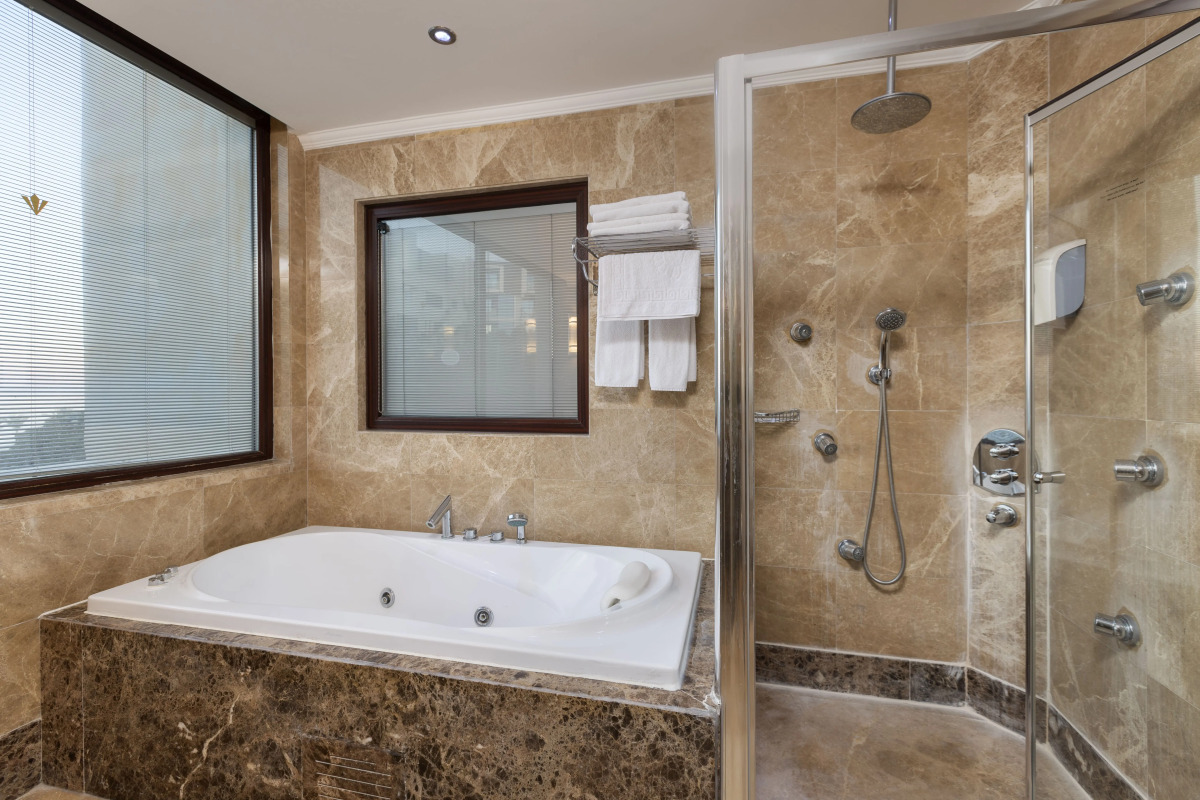 Rixos Park Belek - The Land of Legends Access