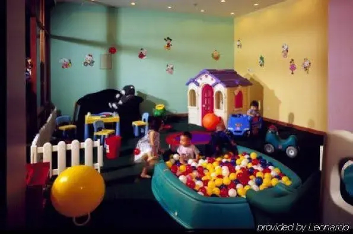 Lee Garden Service Apartment