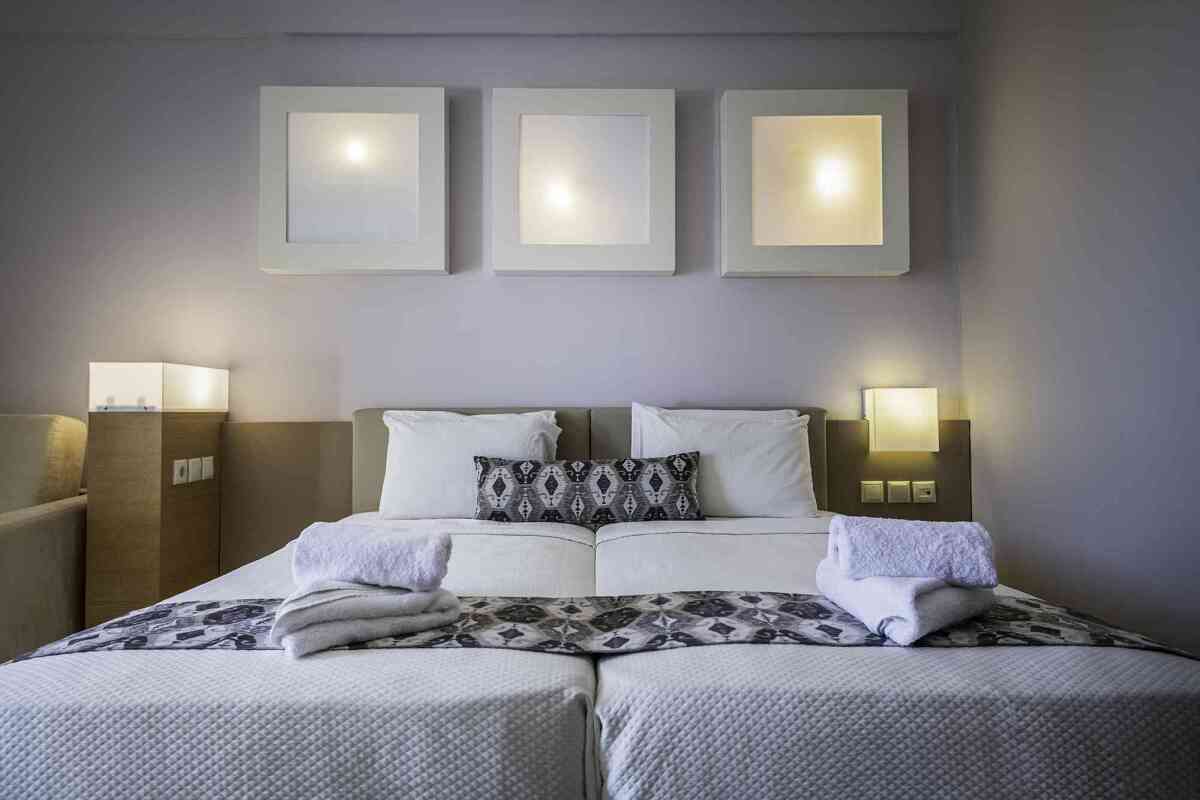 Отель Sovereign Beach