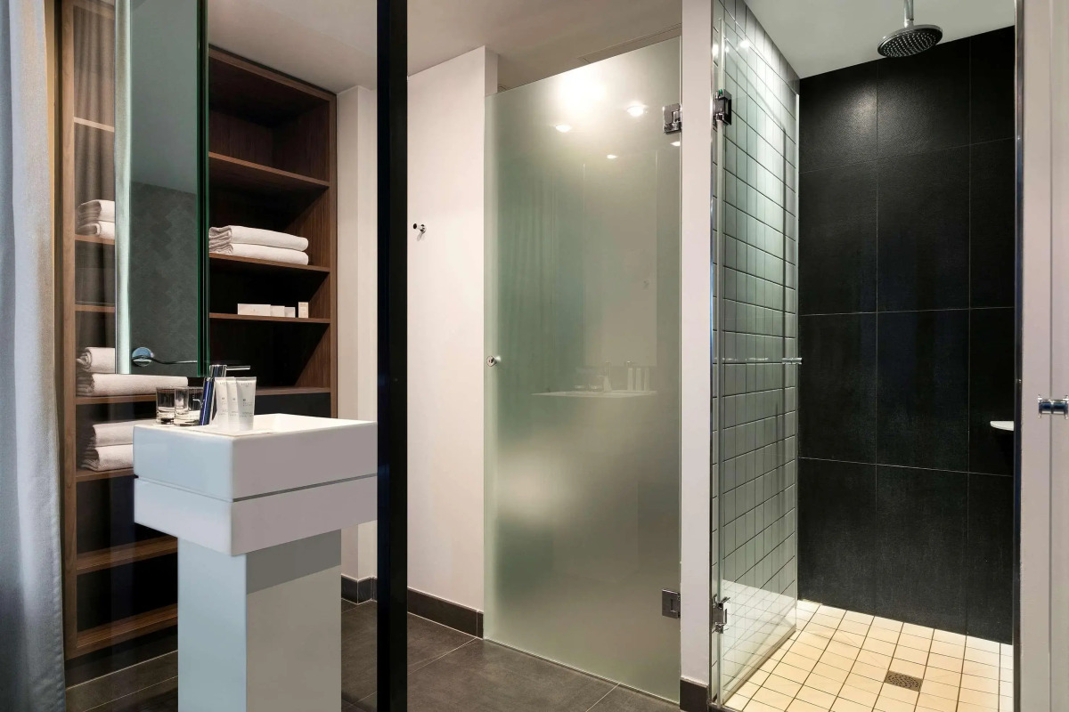 Melia Paris La Defense