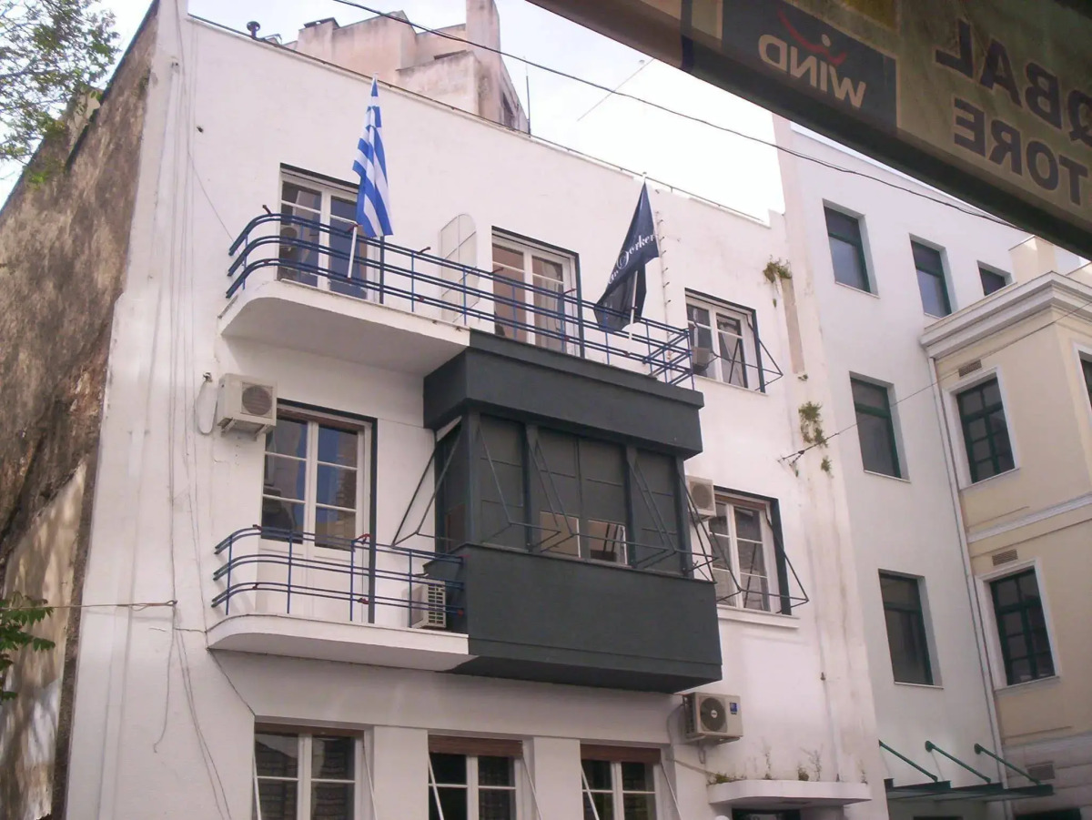 The New Yorkers Hotel