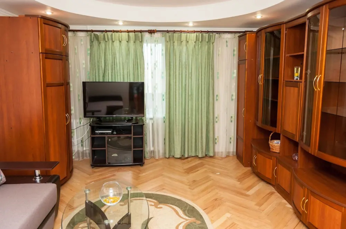 Апартаменты на бул. Леси Украинки