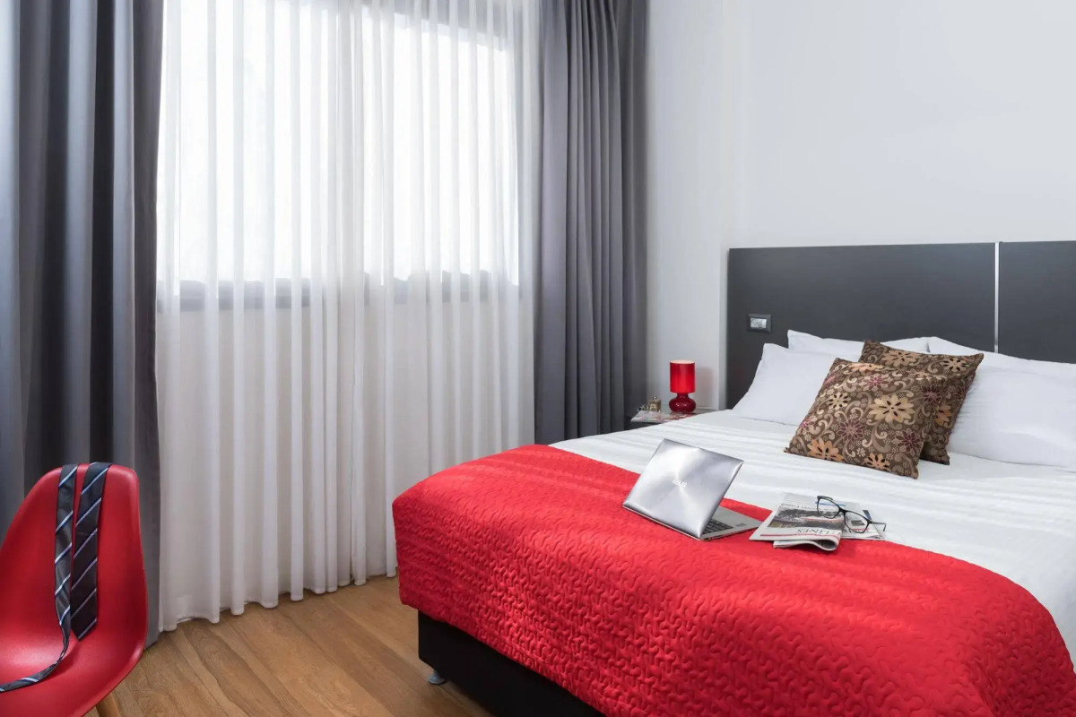 Sea Side by Zvieli Hotels