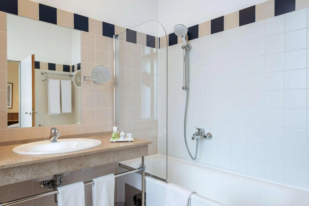 Rosh Rayhaan by Rotana