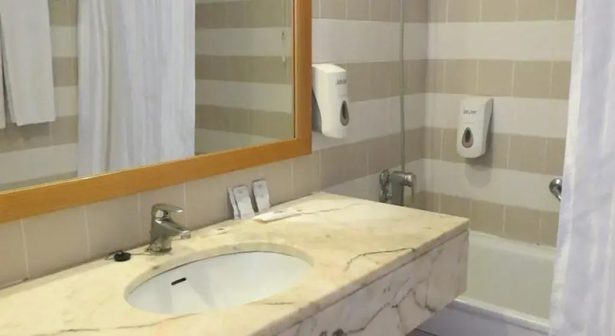 Alfamar Beach & Sport Resort