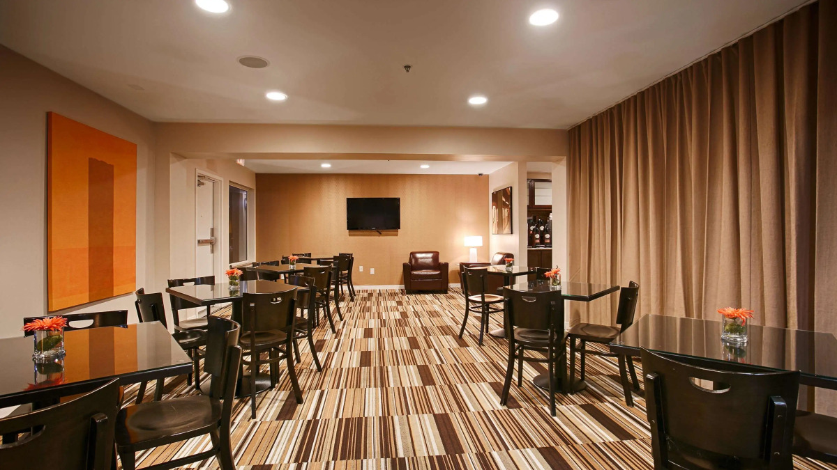 Best Western Plus Rancho Cordova Inn