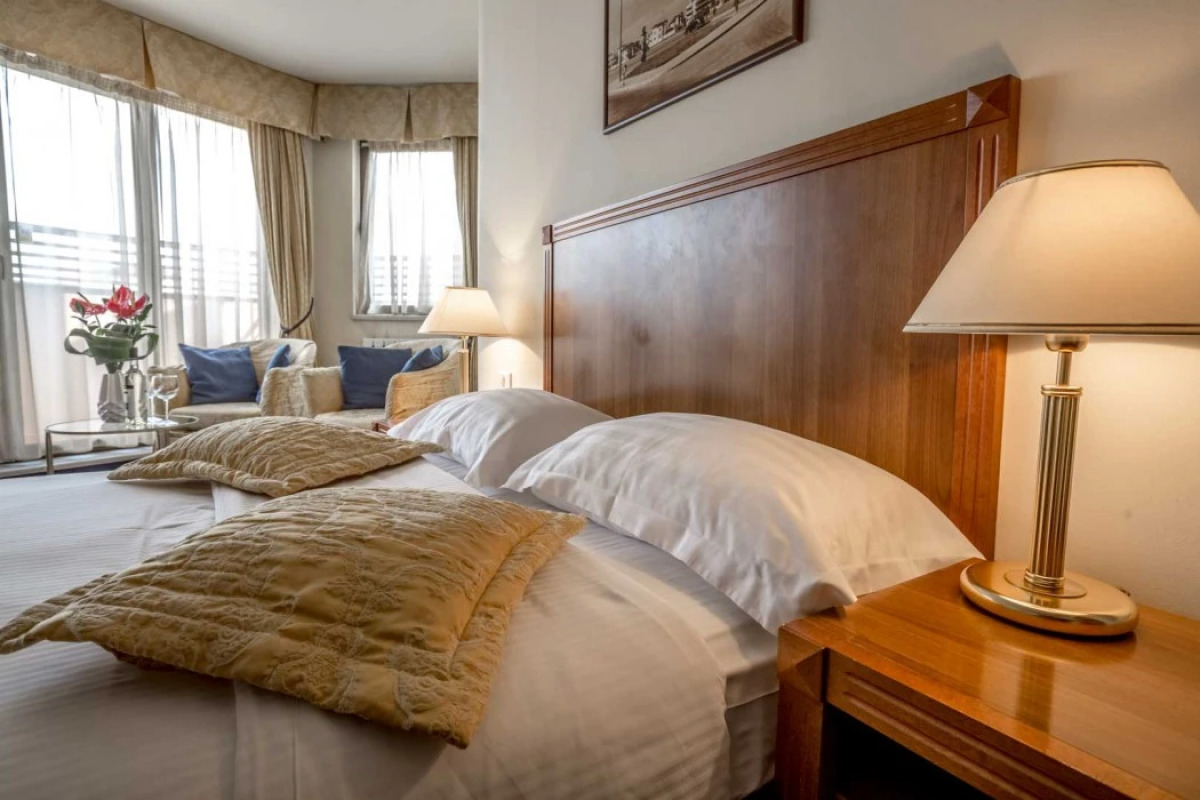 Hotel Opera by ZEUS International