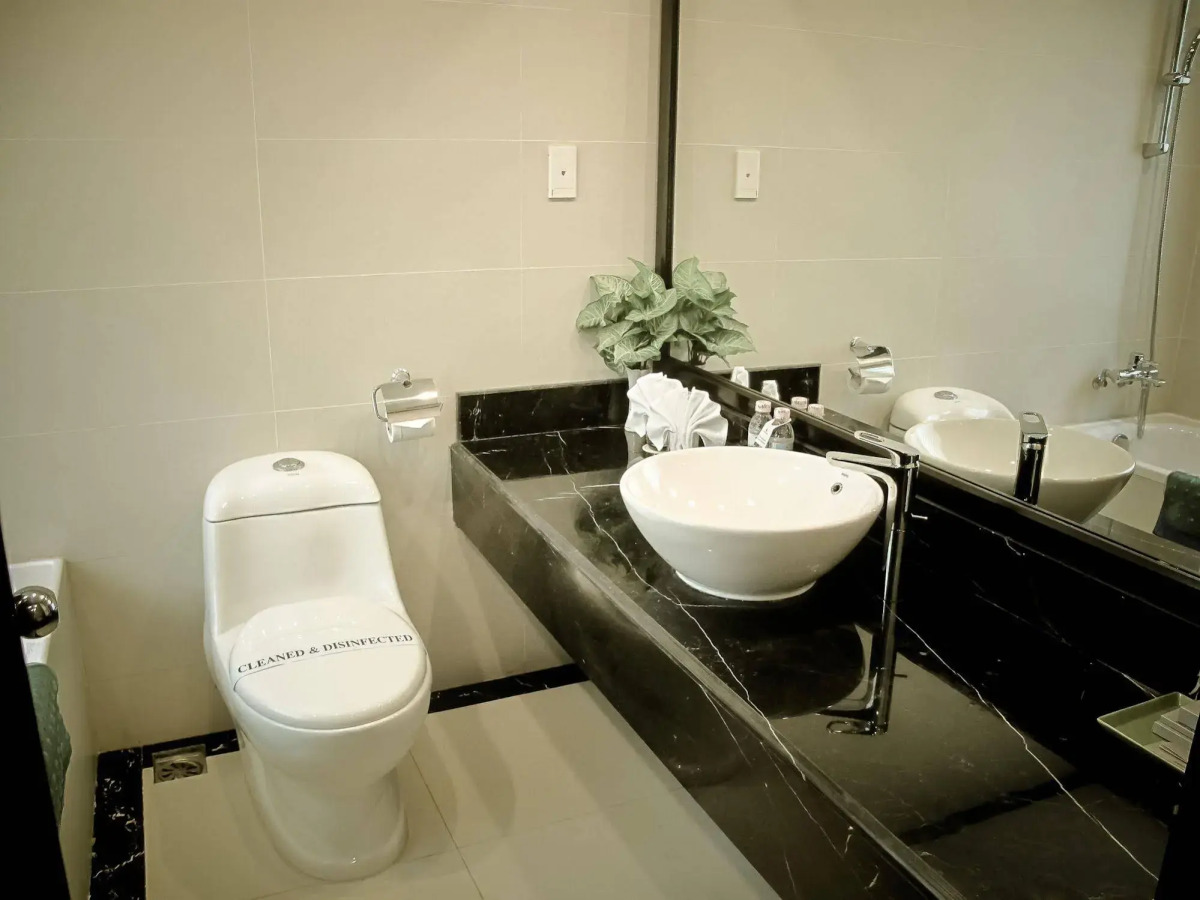 Sai Gon Ha Long Hotel