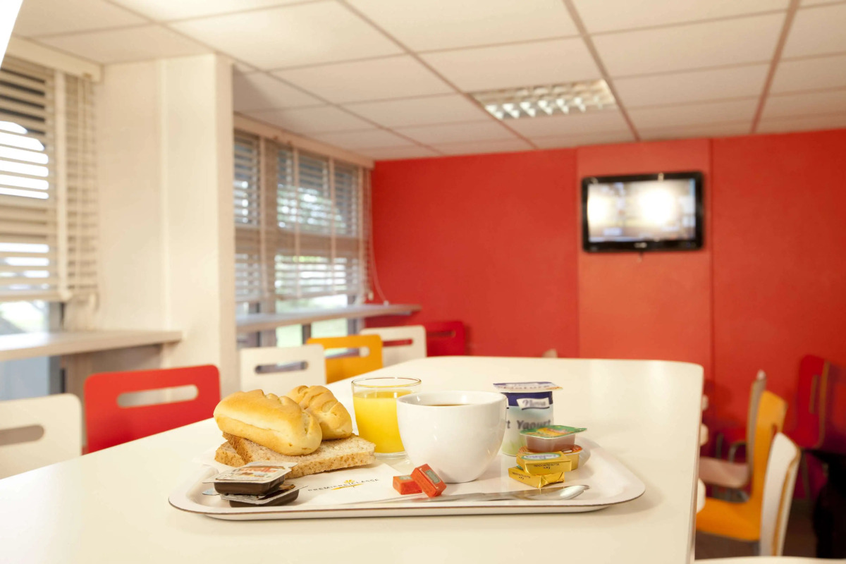 Premiere Classe Lyon Est - Aéroport Saint Exupéry